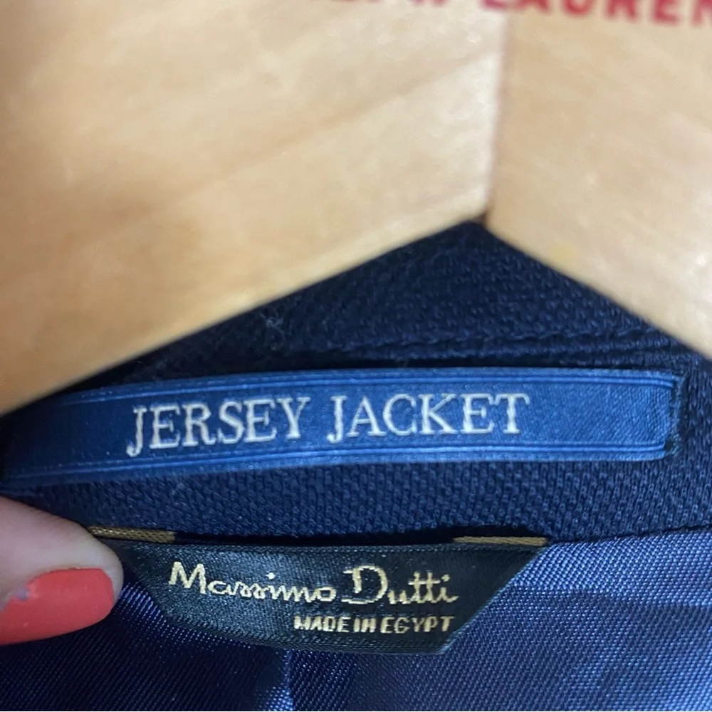 Massimo Dutti Men's Navy Blazer Size 48